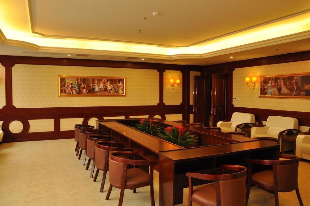 Vienna Hotel Sh Fengxian Nanqiao Jinhai Road Шанхай Екстер'єр фото