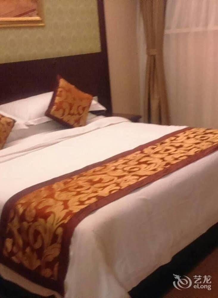 Vienna Hotel Sh Fengxian Nanqiao Jinhai Road Шанхай Екстер'єр фото